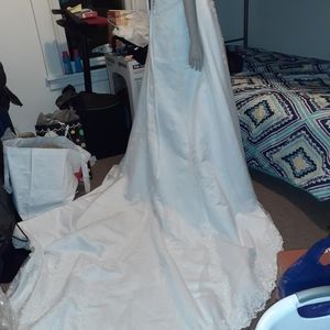 Wedding dress